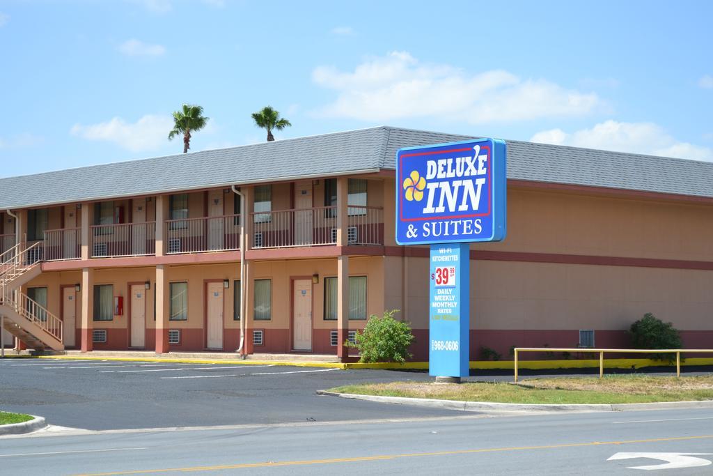 Deluxe Inn And Suites Weslaco Exteriör bild